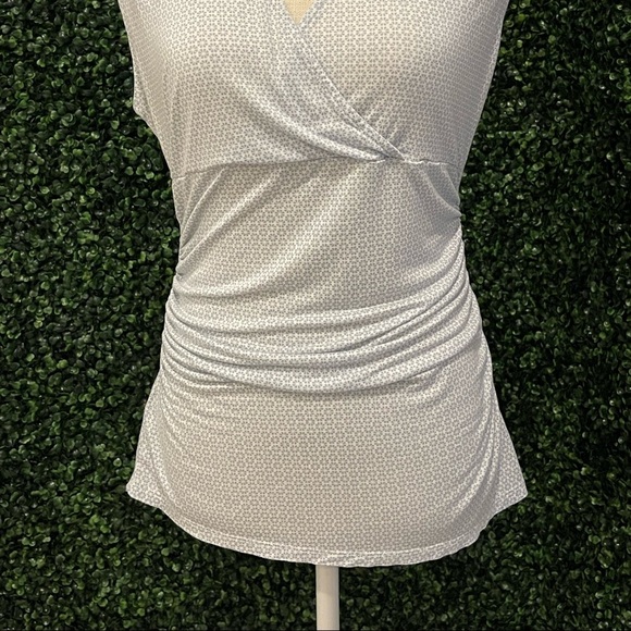 Ann Taylor Blouse - Picture 2 of 5